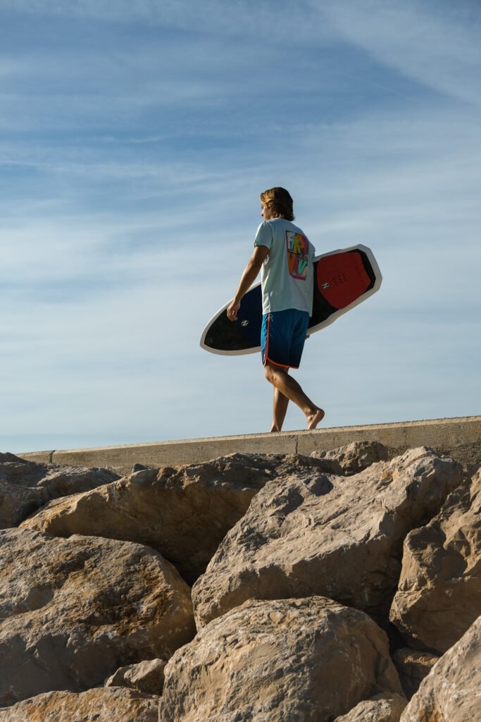 Campagne de collaboration wakesurf, création de t-shirt